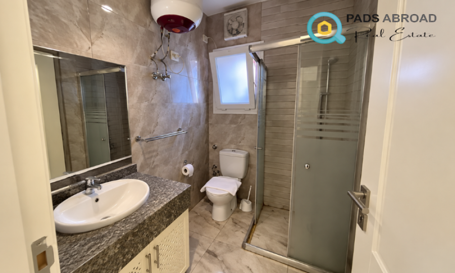 Furnished 2 Bedroom Apartment with Sea View